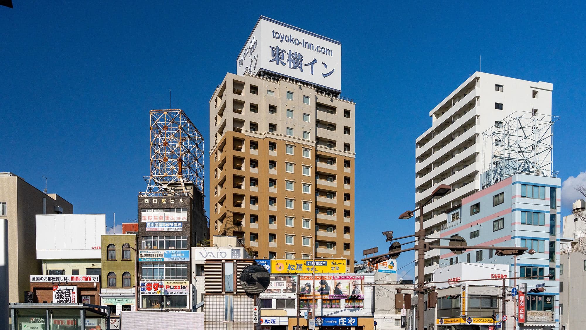 東横ＩＮＮ岡山駅西口広場の写真